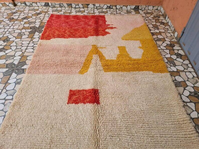 Traditional handmade Berber rug 250cmx150cm