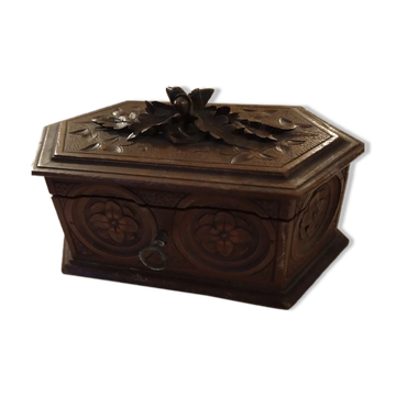 Black forest box