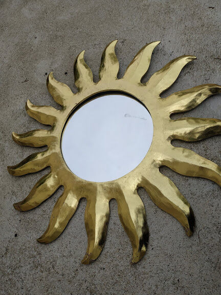 Vintage sun mirror in golden wood 60x60cm