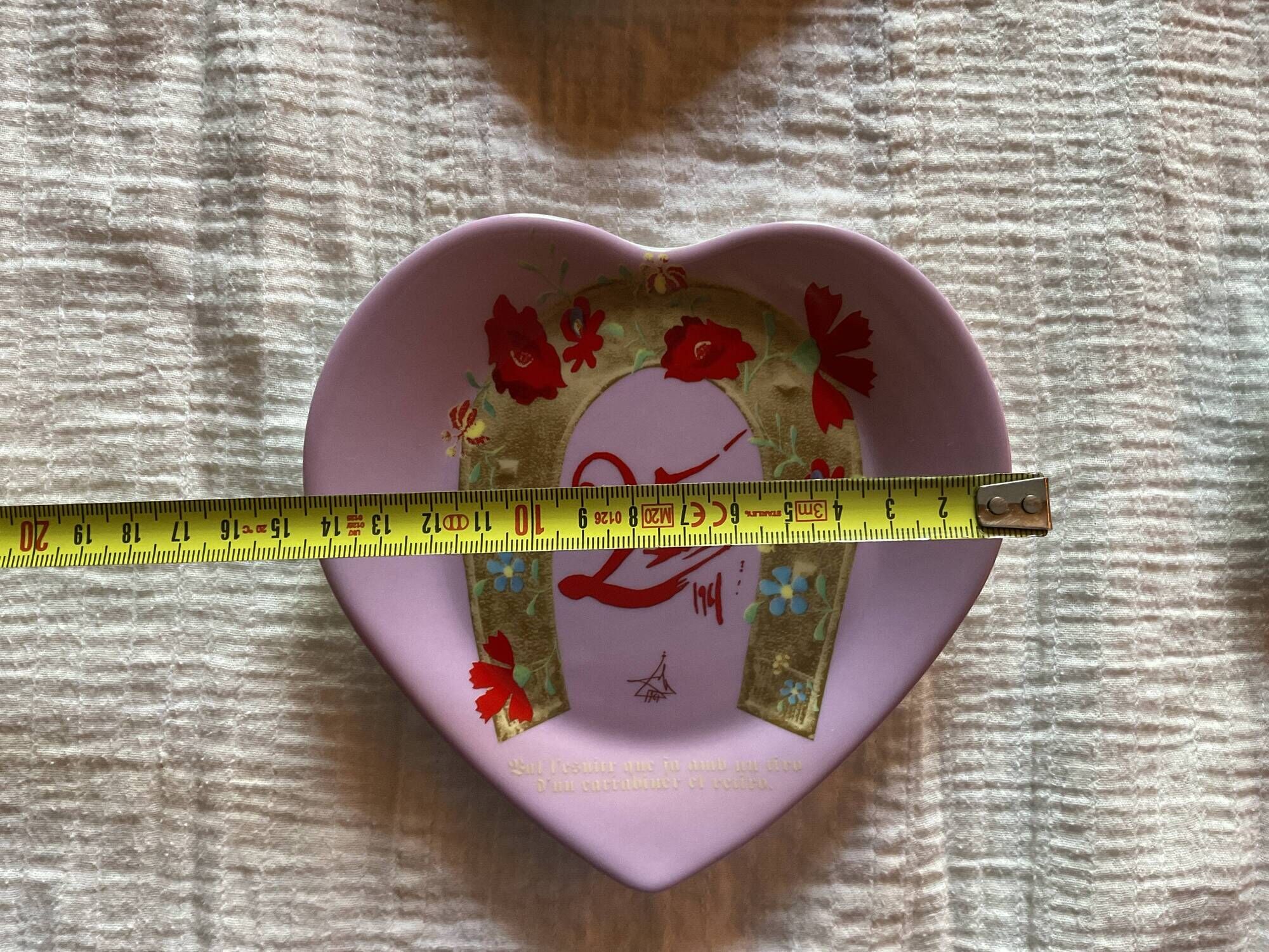 6 small heart-shaped porcelain plates Philippe Deshoulieres Salvador Dali