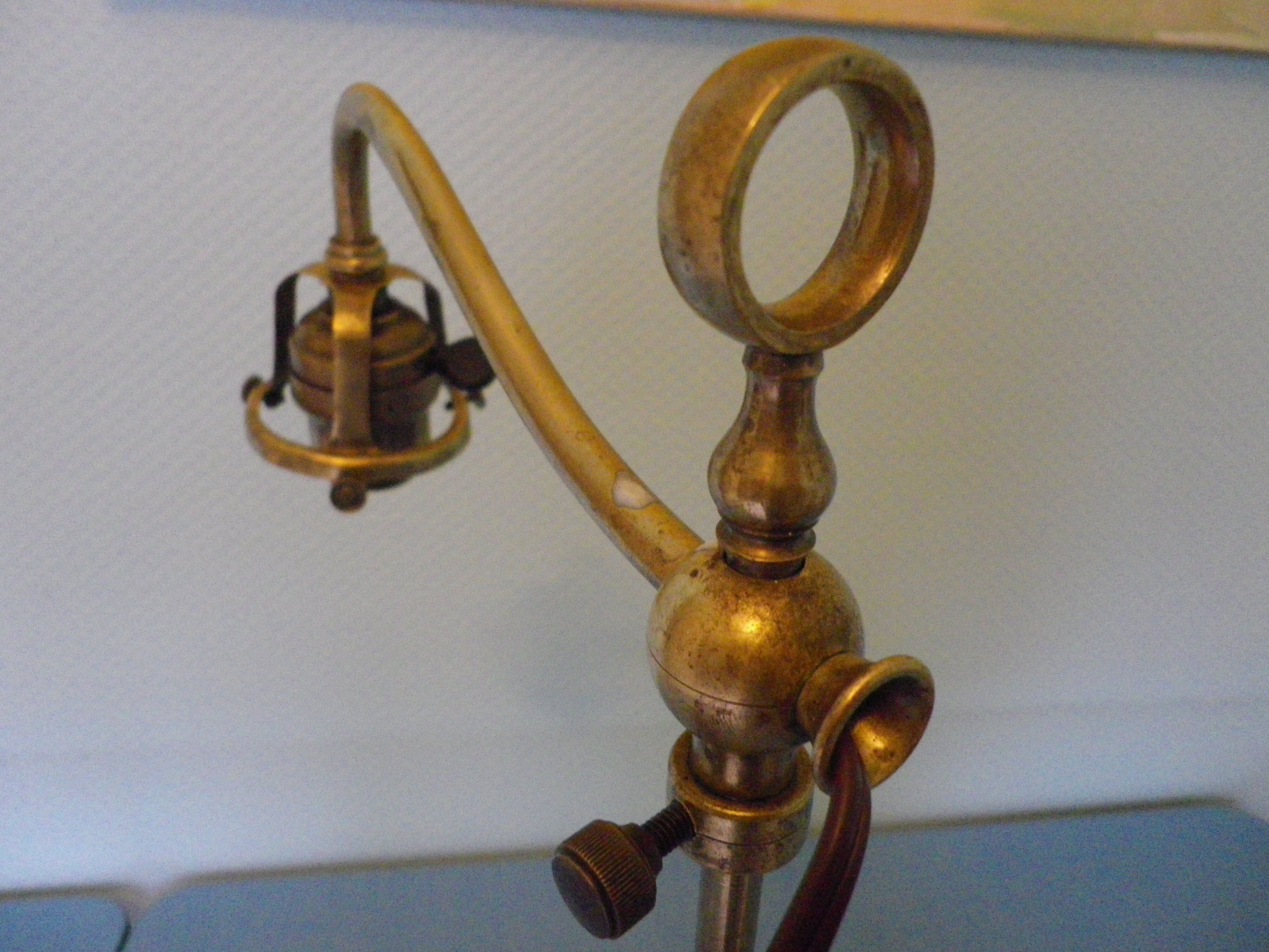 Fully brass lamp foot - Articulated arm - 1930s