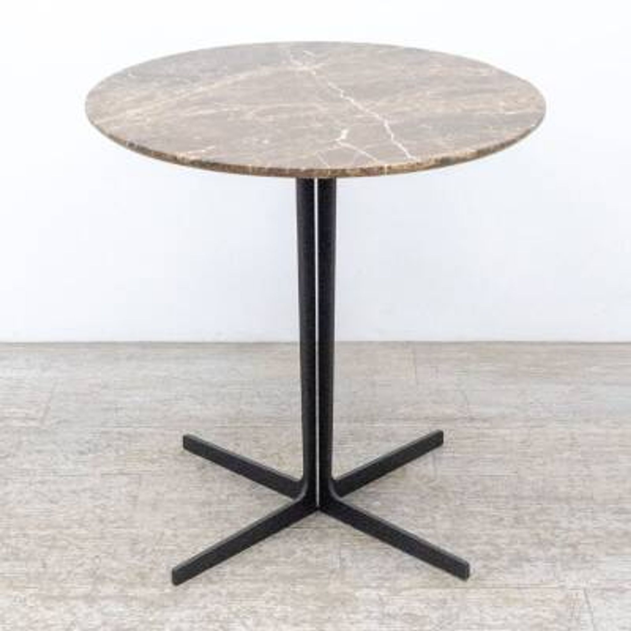 Refurbished round table TACCHINI Split Ø70 brown marble second choice