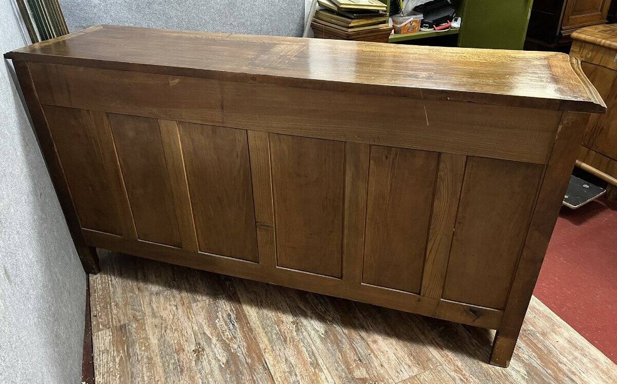Louis XV style Provençal sideboard in walnut