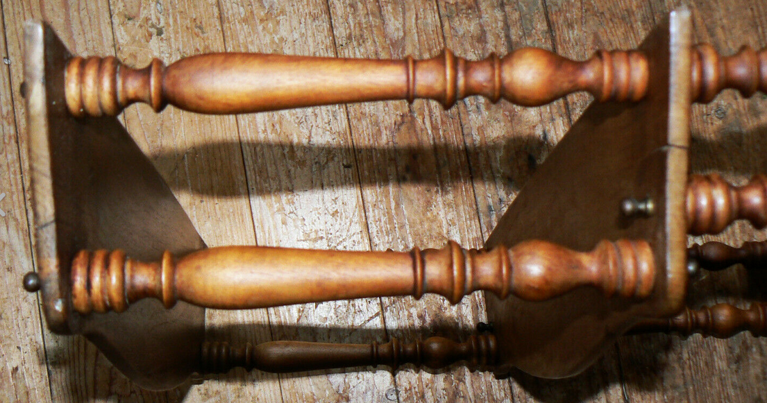 Napoleon3-era solid walnut column shelf3