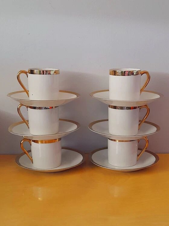 Porcelain coffee cups