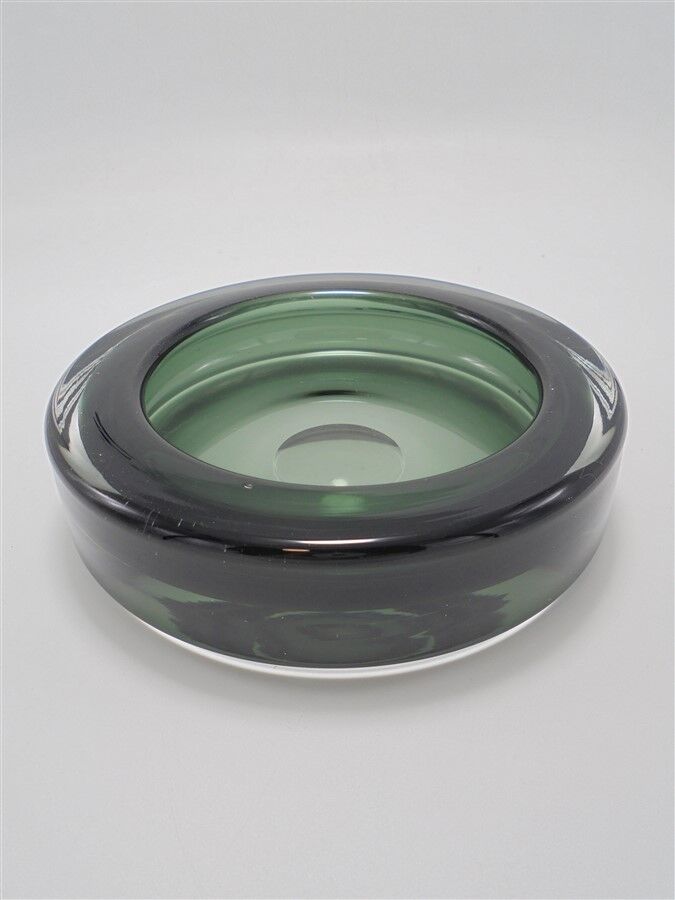 Ashtray or pocket-empty