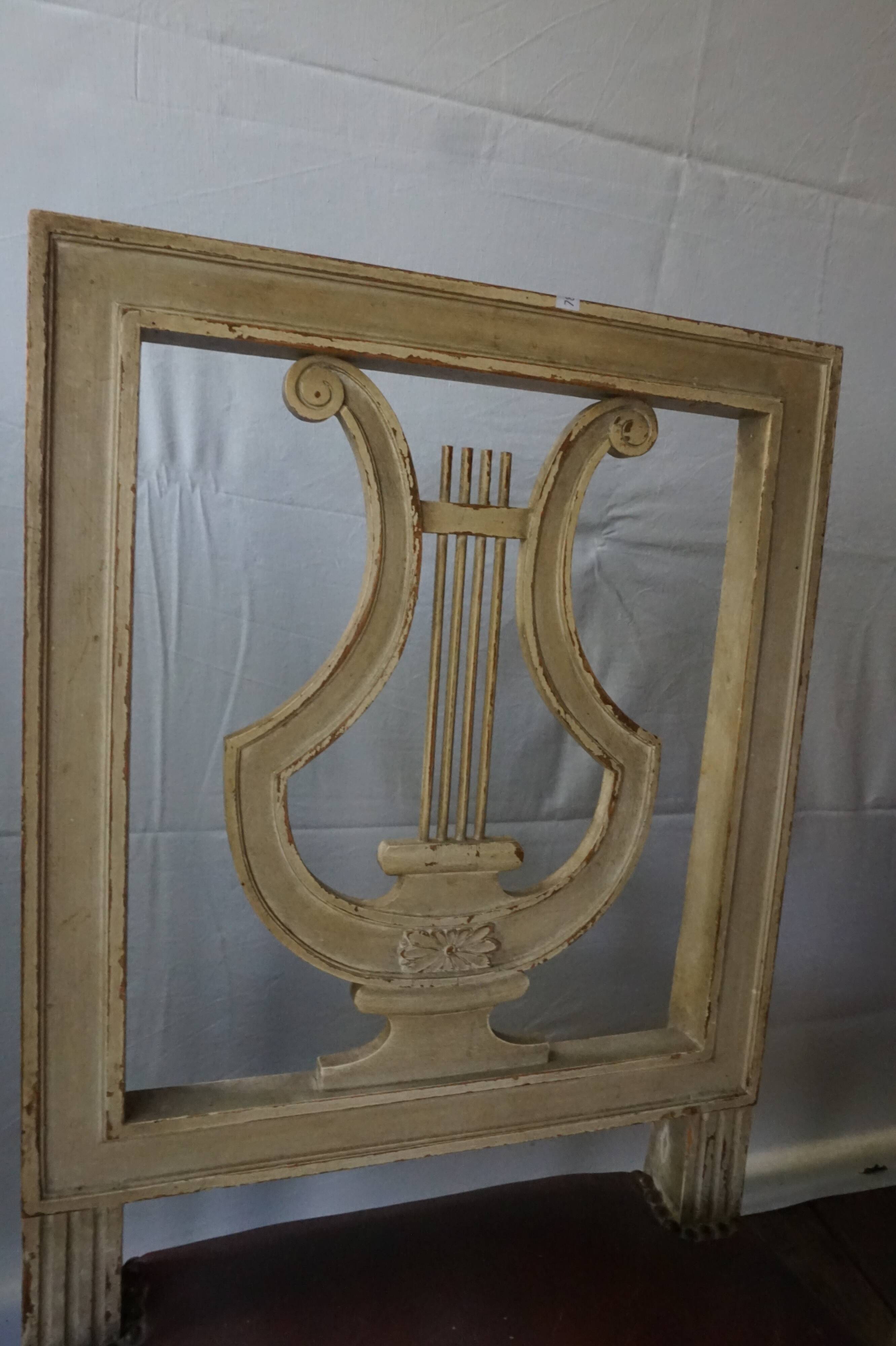 Suite de 4 chaises « lyre »