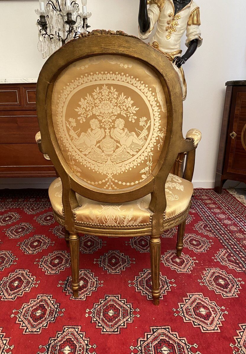 Fauteuil cabriolet de style Louis XVI époque Napoleon III