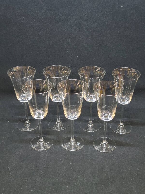 7 verres à pied en cristal fin à vin ou eau - Baccarat ou Saint louis