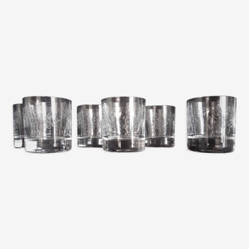 Set of 6 whisky glasses engraved with floral motifs