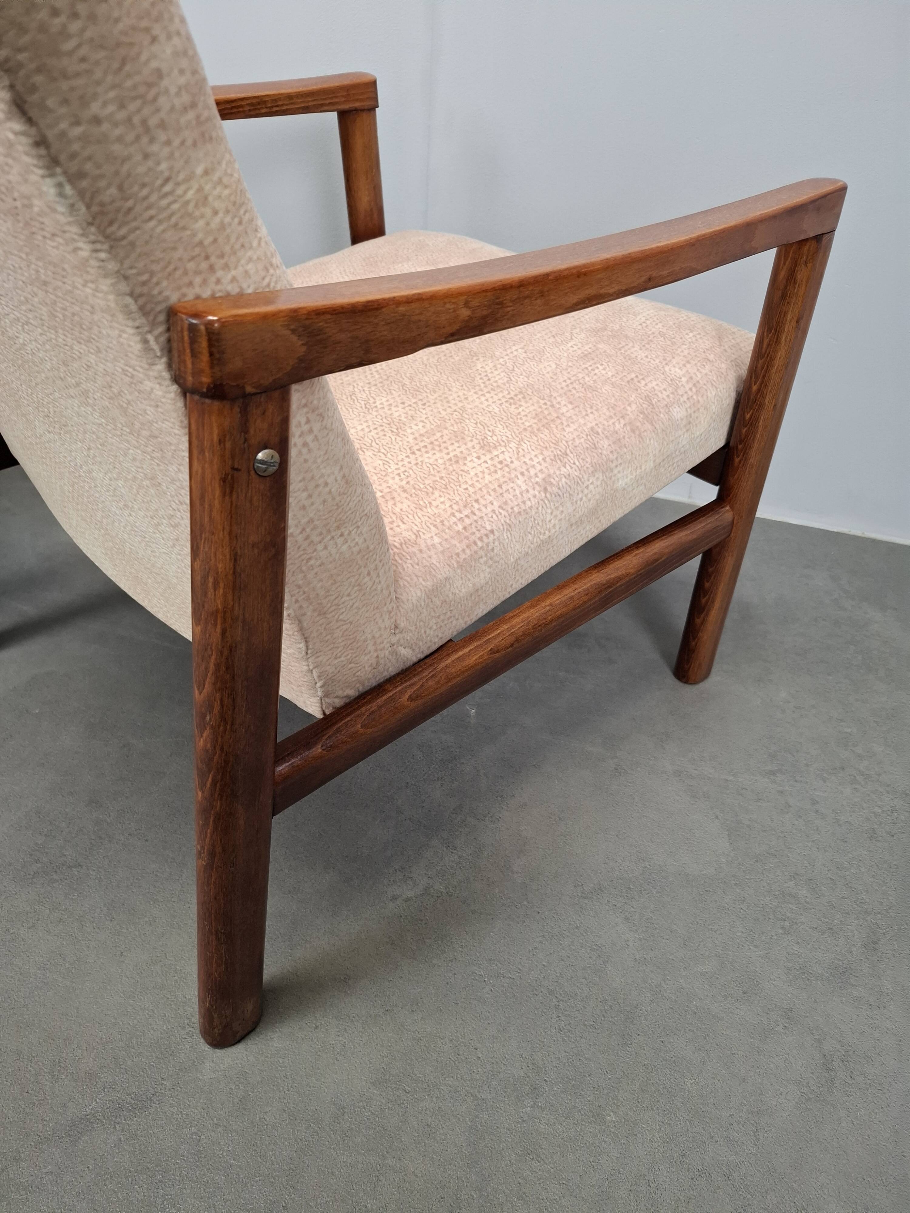 Pair of TON Mid-Century Modern Armchairs, Czechoslovakia, 1970s