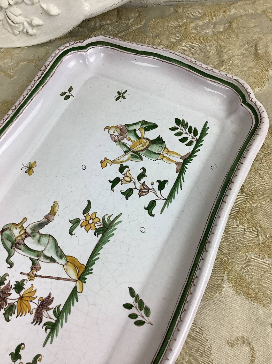 Rectangular plate Moustiers France