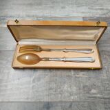 Salad servers
