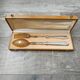 Salad servers