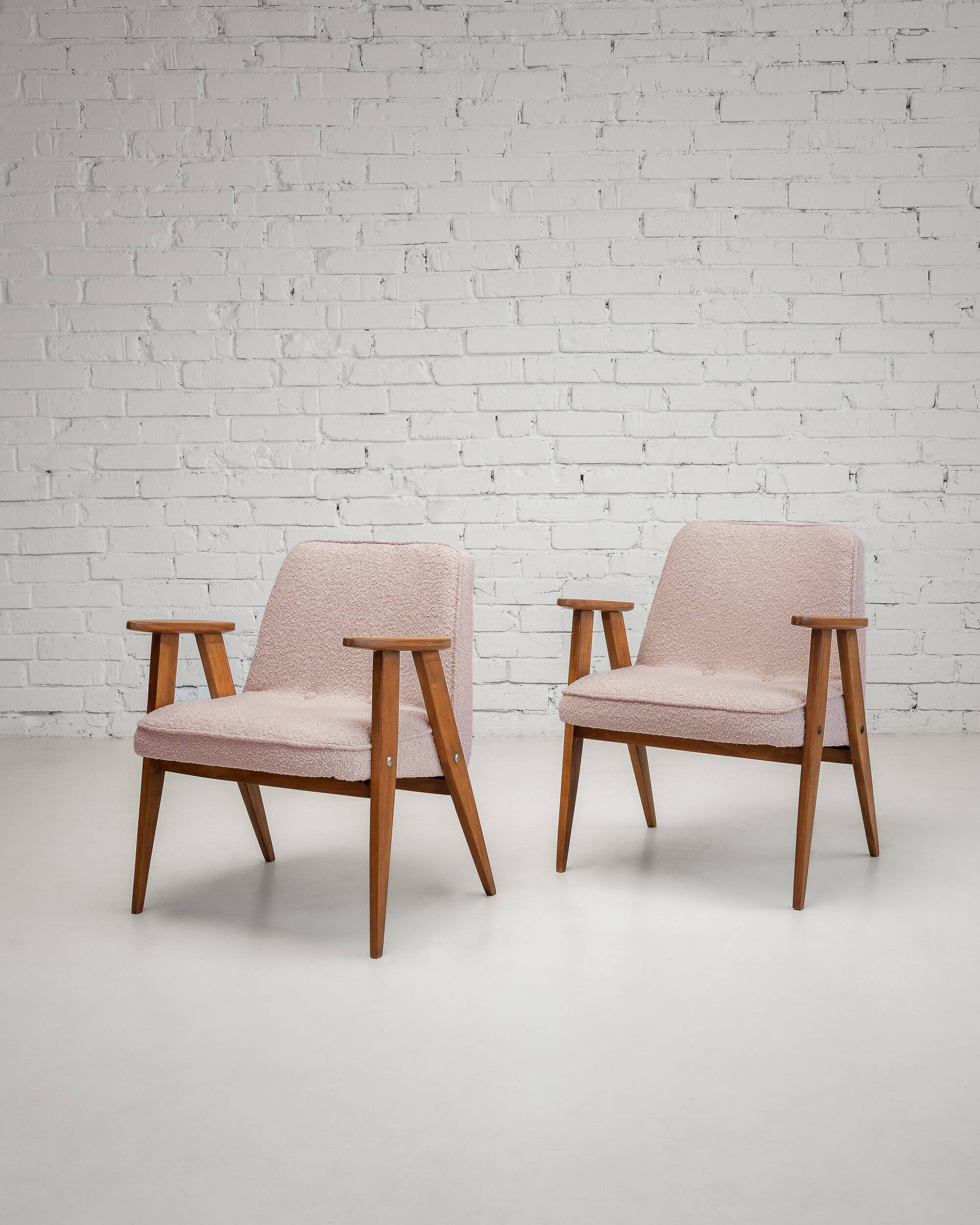 Fauteuil Chierowski 366 Vintage Restauré Mid-Century Moderne