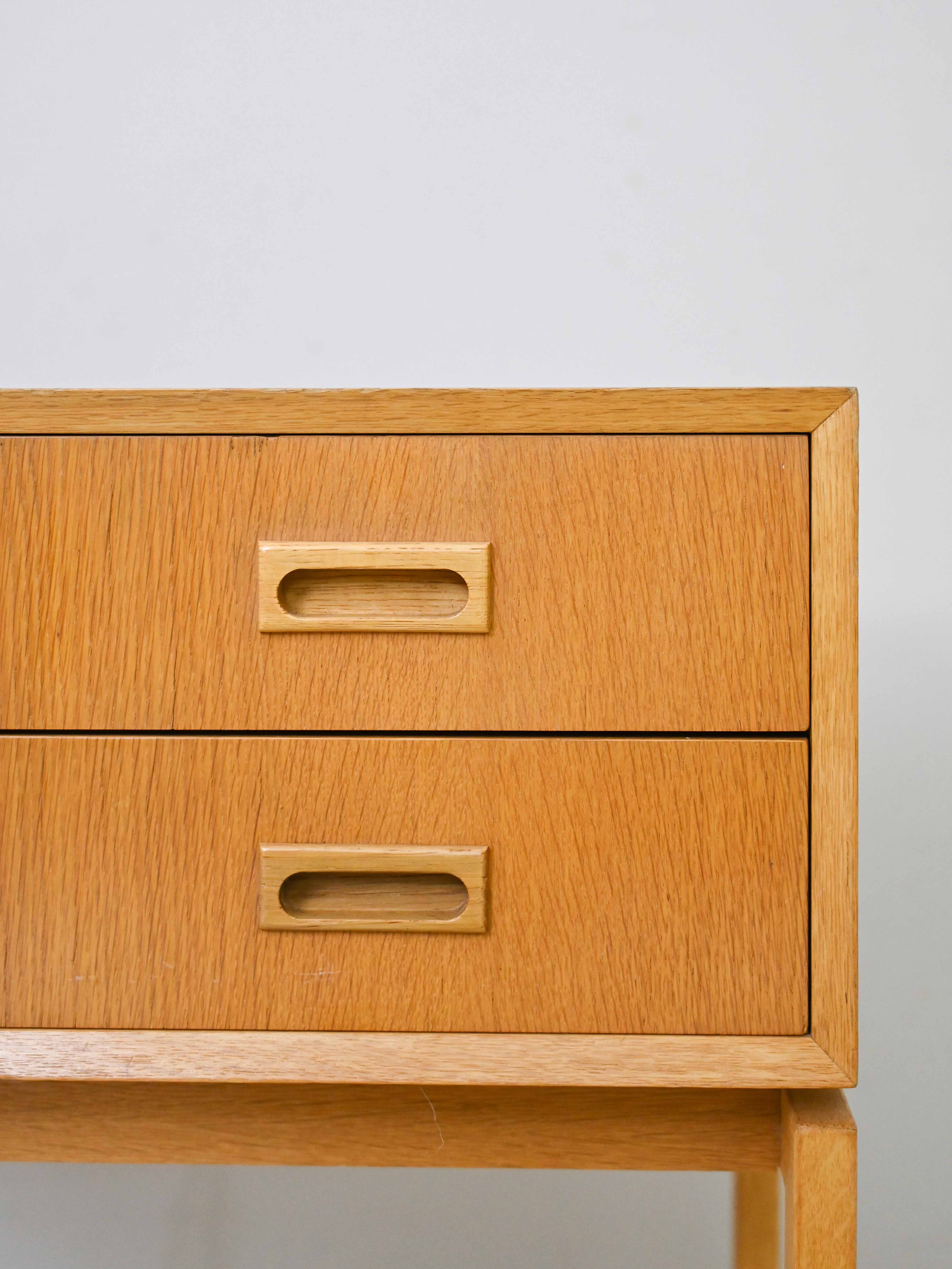 Scandinavian oak chest of drawers with two drawers