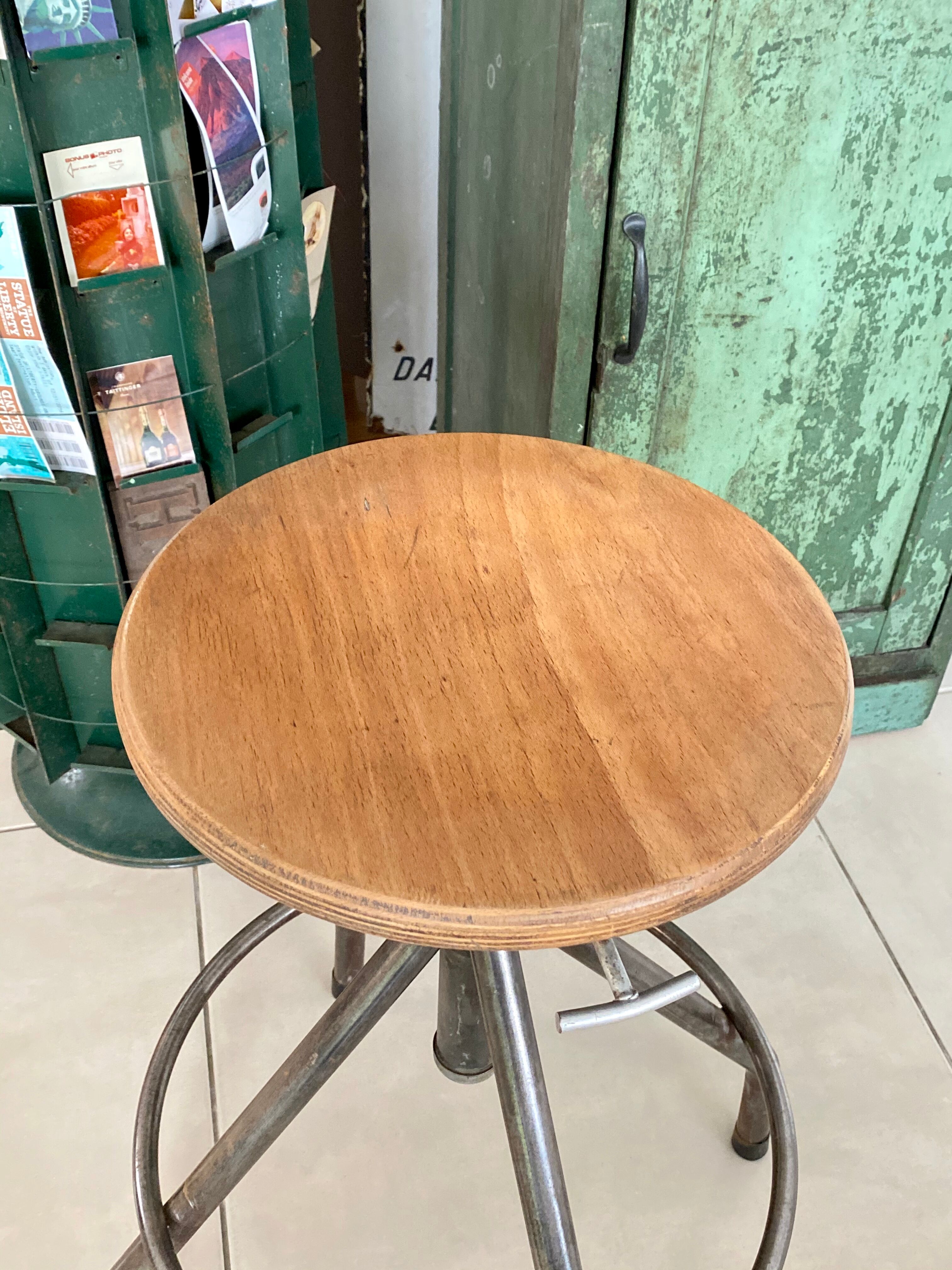 Metal and wood adjustable workshop stool