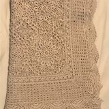 Hand-hook bed cover