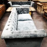 Sofa in velvet