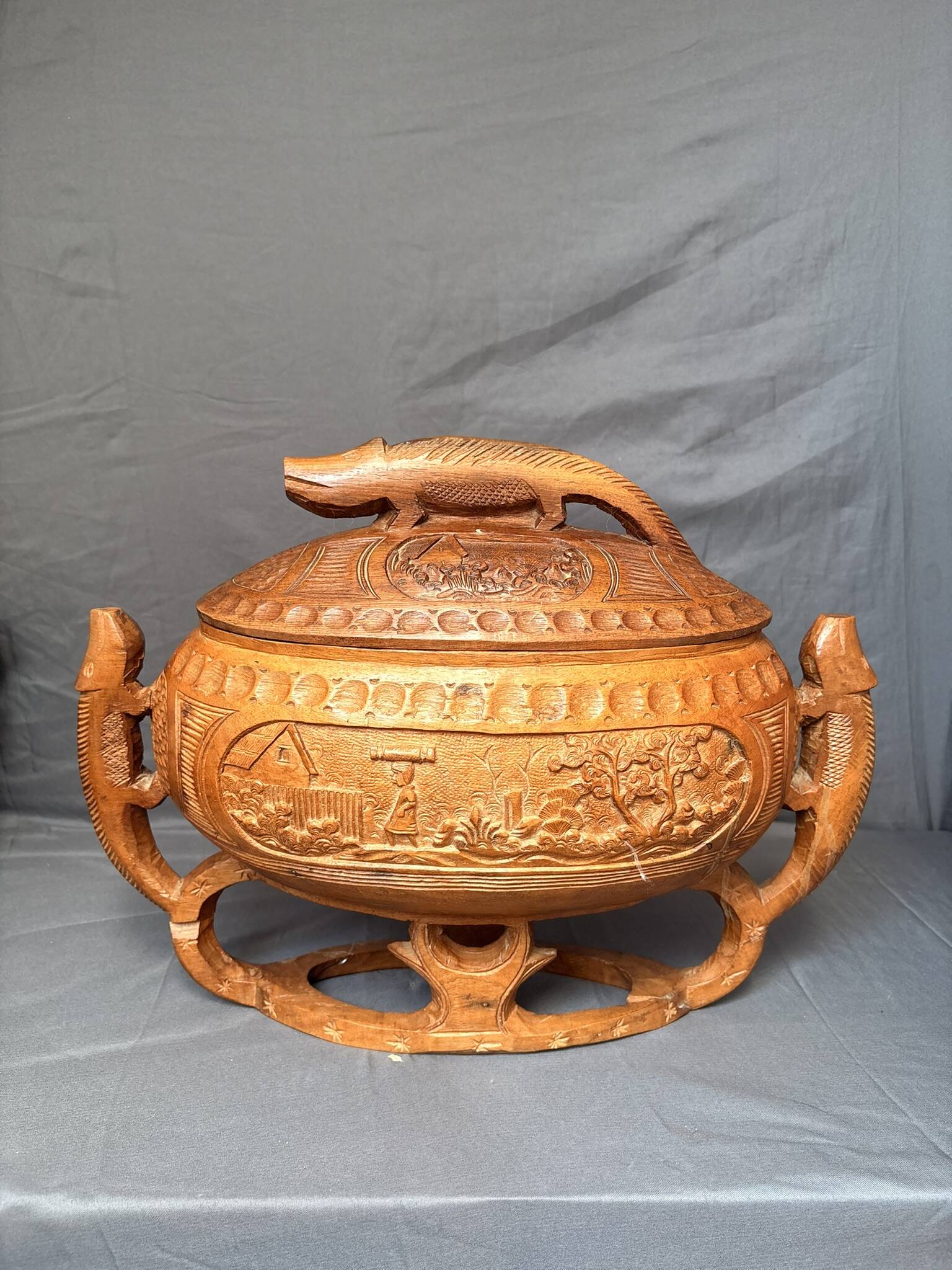 Ancient Box Casserole Soup Tureen Carved Dish Wood Lizard Asia Oceania