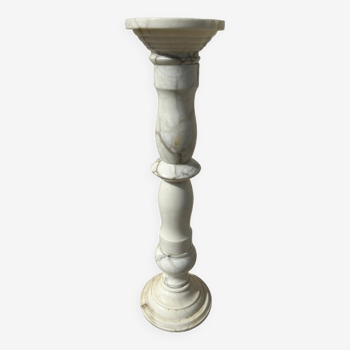 Luminous marble column