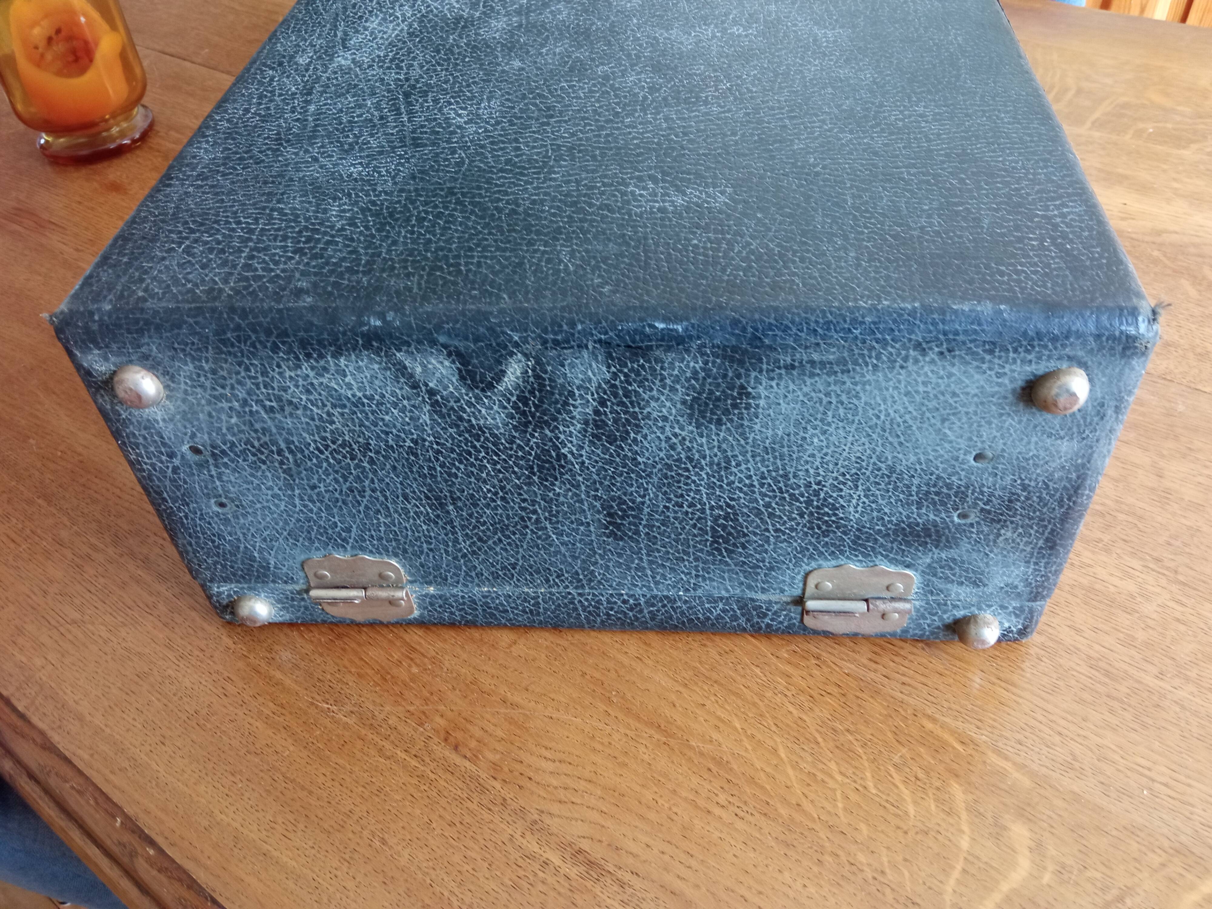 Old Remington portable typewriter No. 5 T