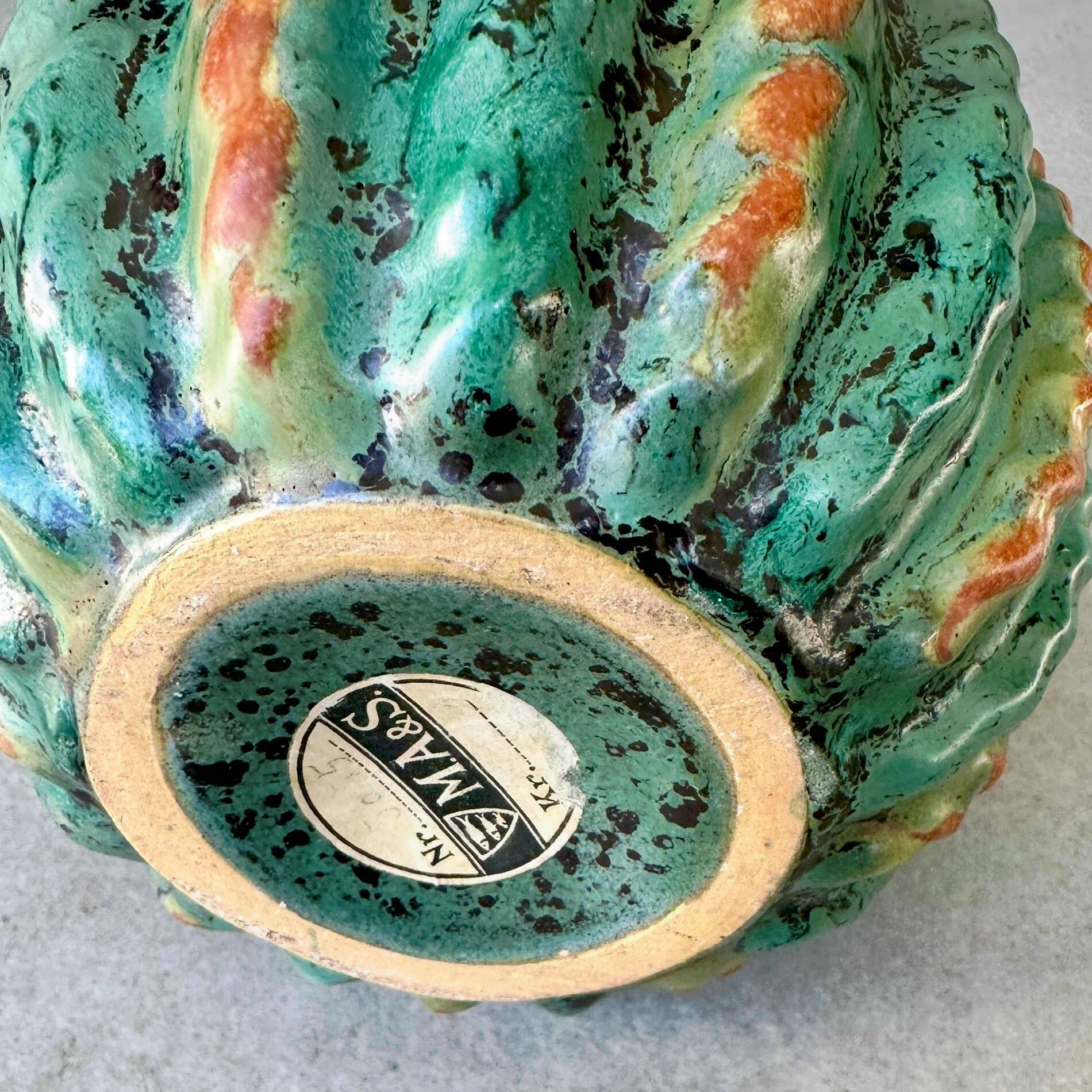 "Melon" vase in glazed ribbed ceramic – Michael Andersen & Sons