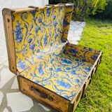 Trunk 1900