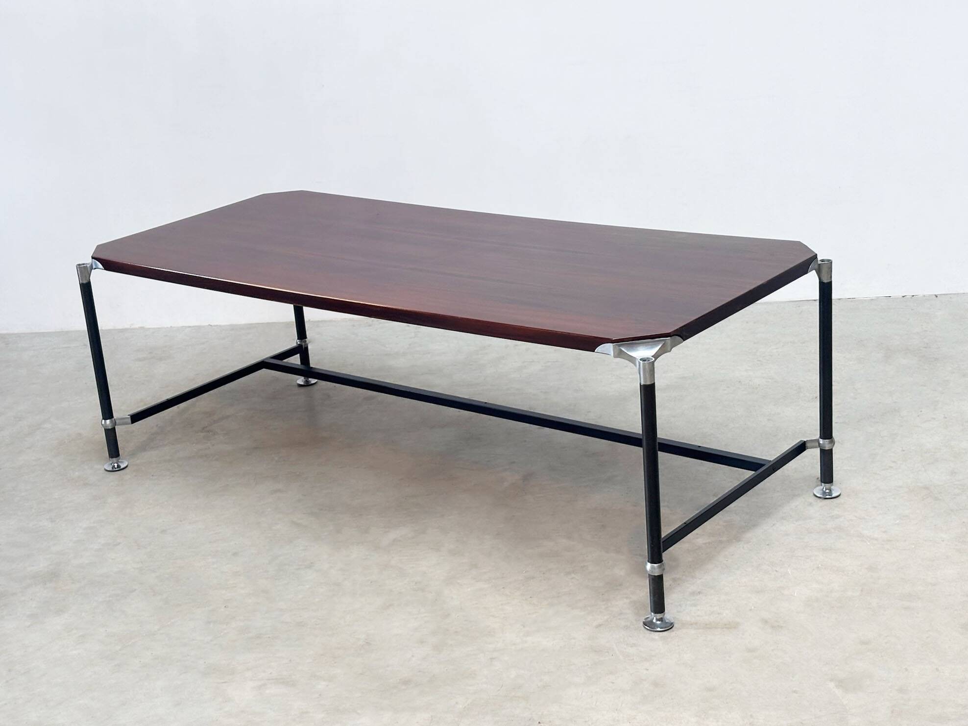 Italian desk or dining table by Ico Parisi for Mim