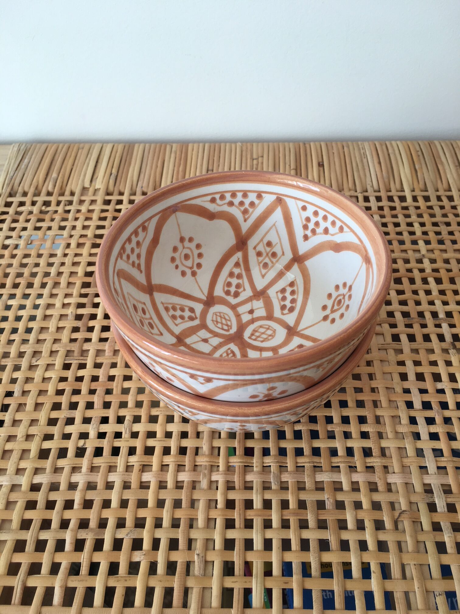 Lot of small bowls of peach pink ceramic