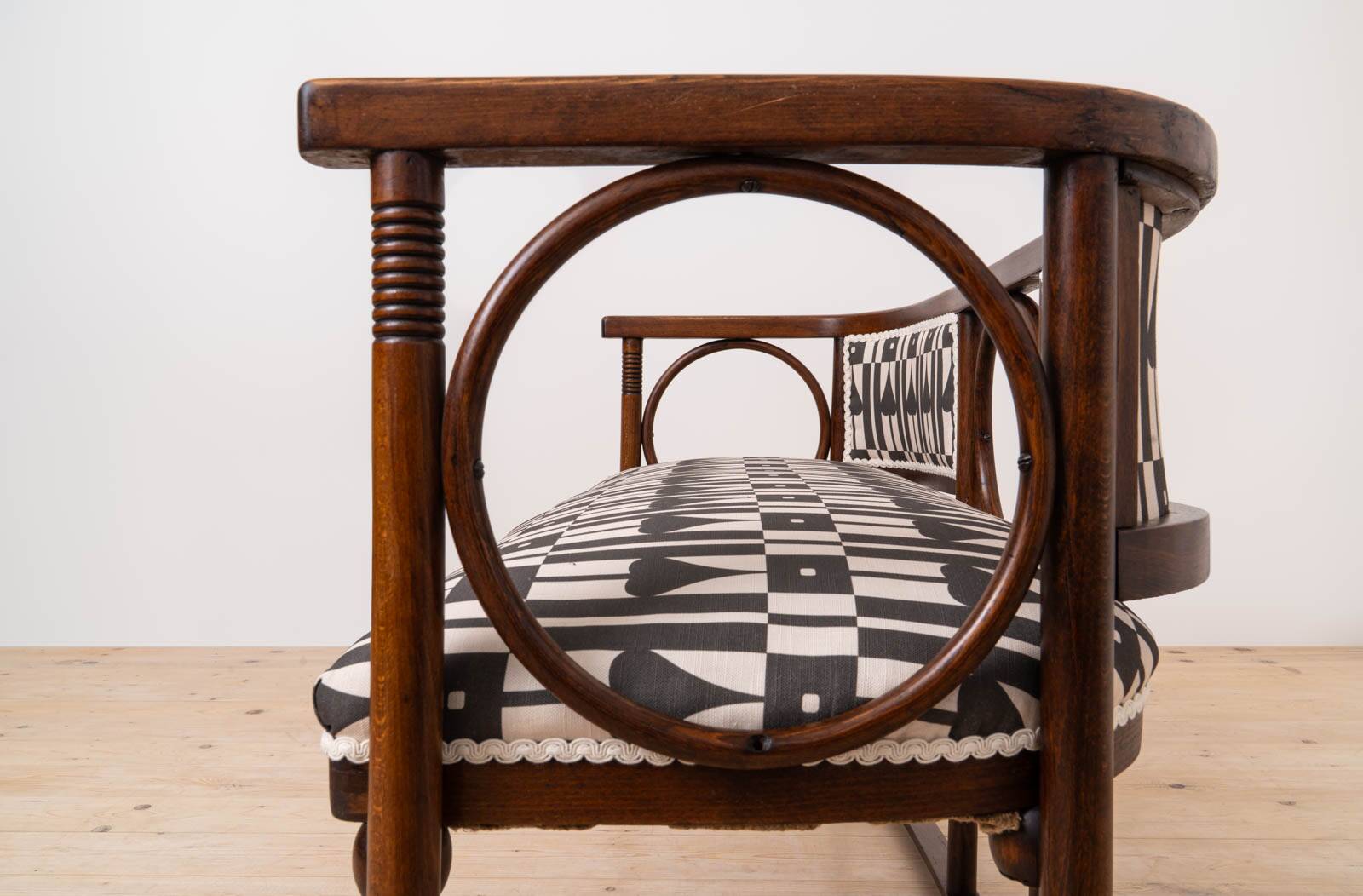 Josef Hoffmann Attributed Vienna Secession Bentwood Bench or Settee, Thonet