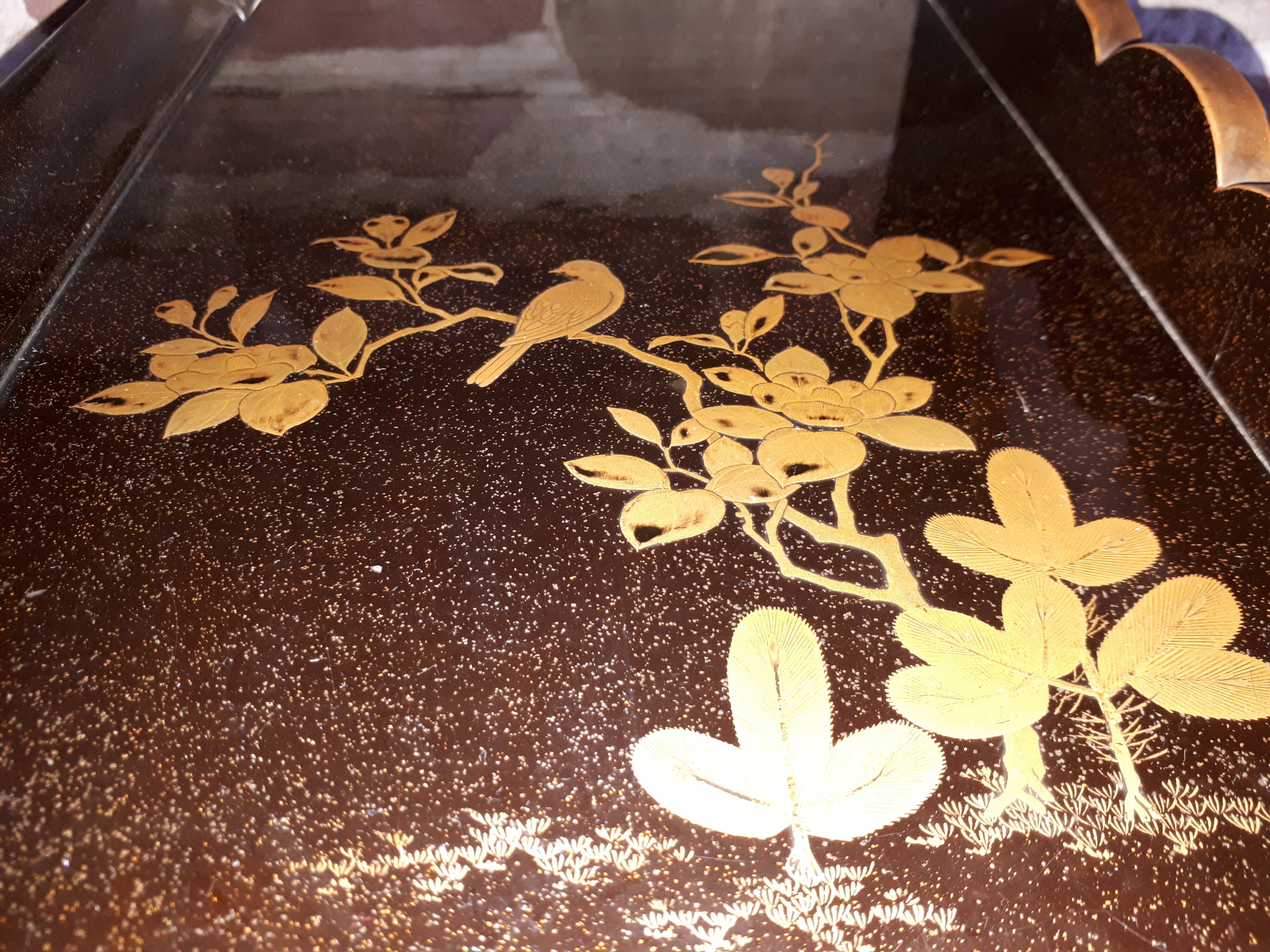 Small Japanese Lacquered Kazaridana Cabinet, Japan Edo Period