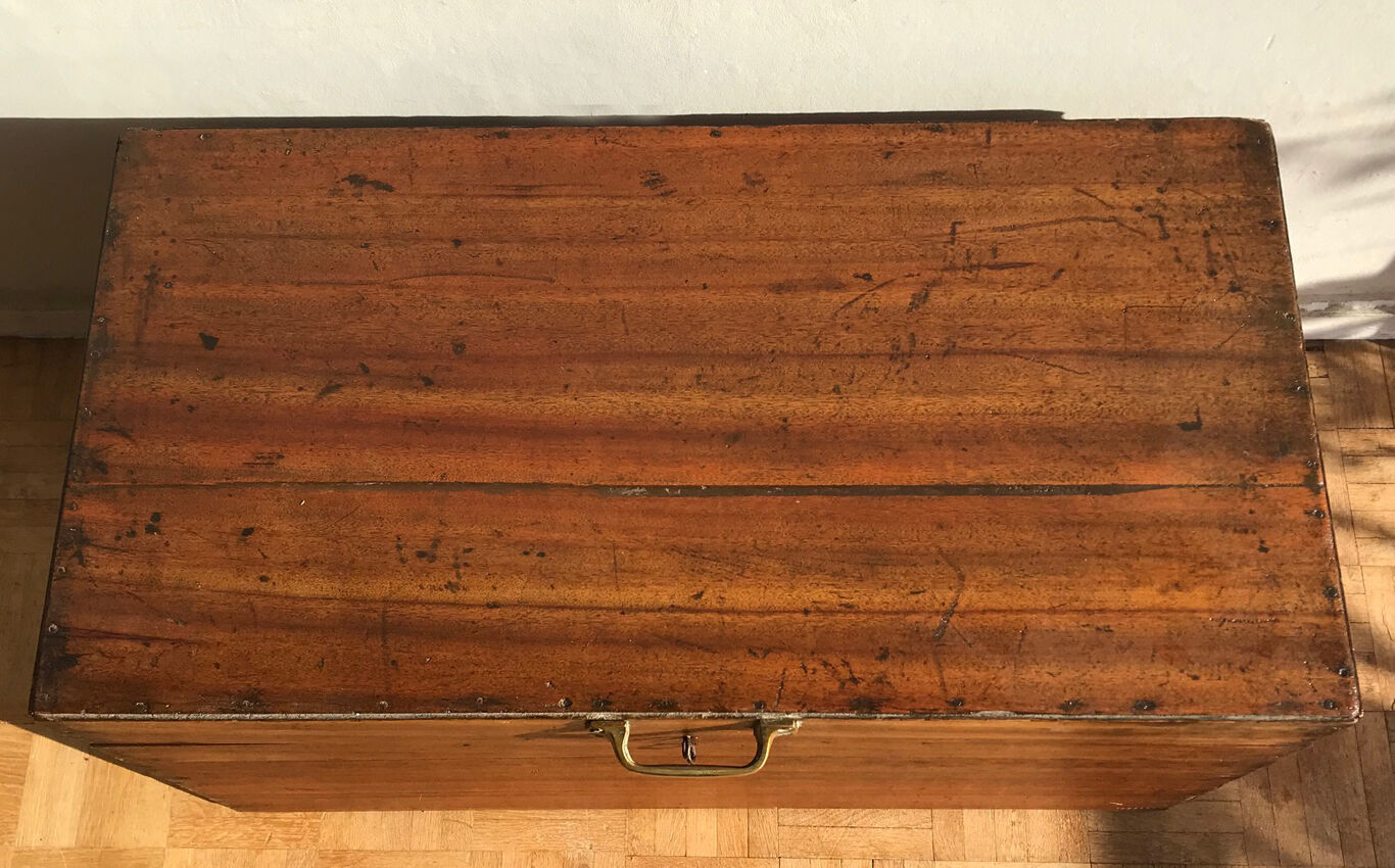 Coffre en bois de camphre - première moitié du XXe s