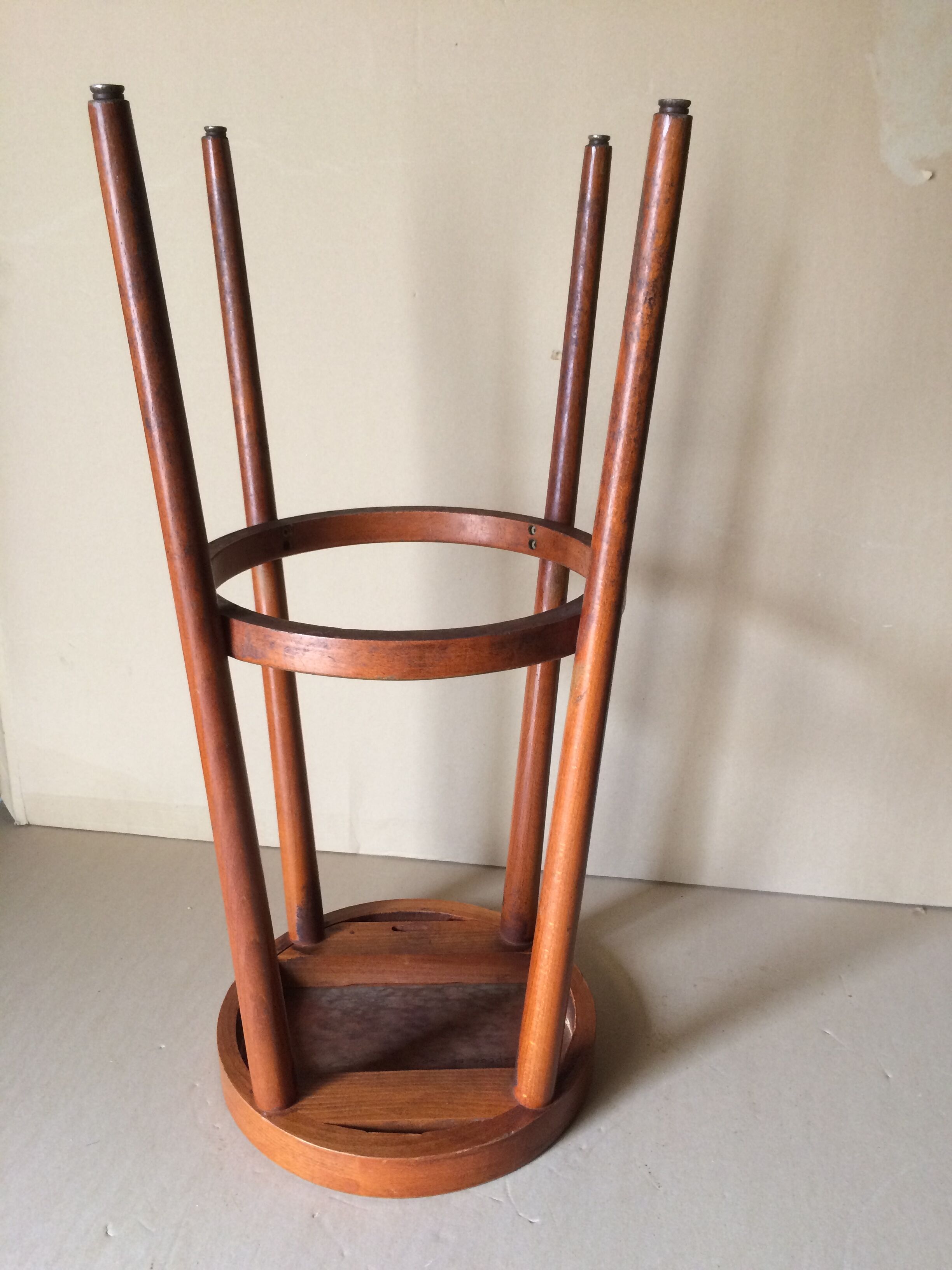 Bar tabouret signed Baumann 70s