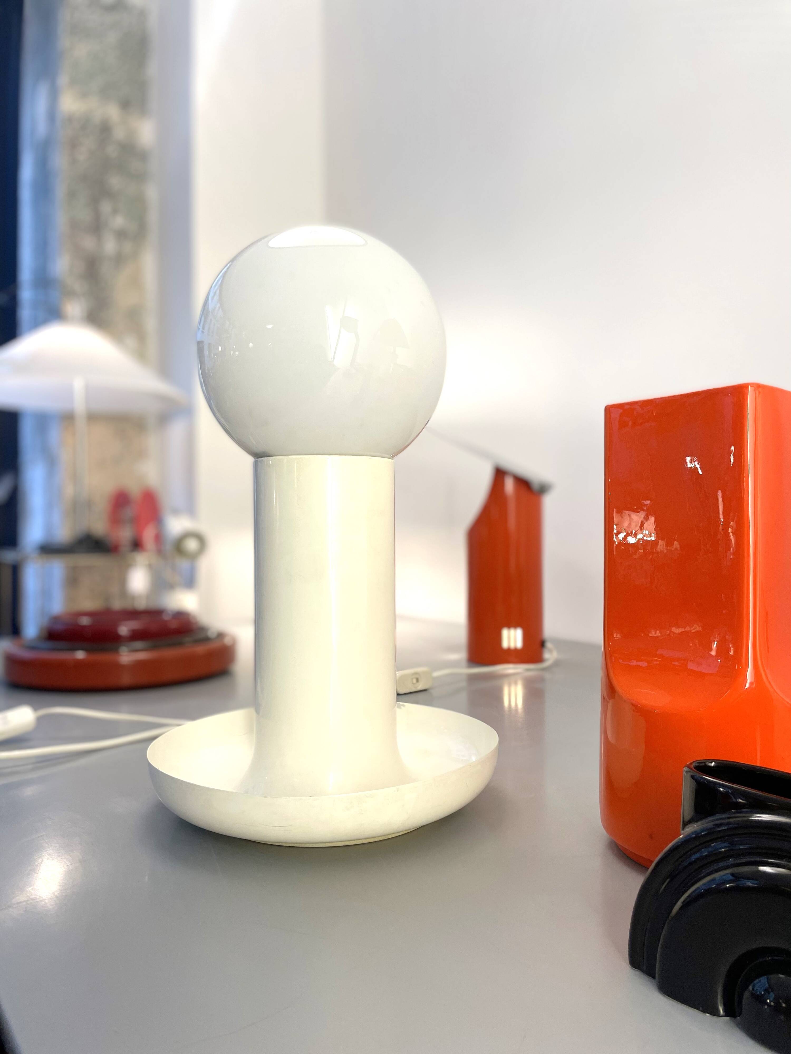 Large Birillo lamp Luigi Massoni Harveiluce Guzzini 1968