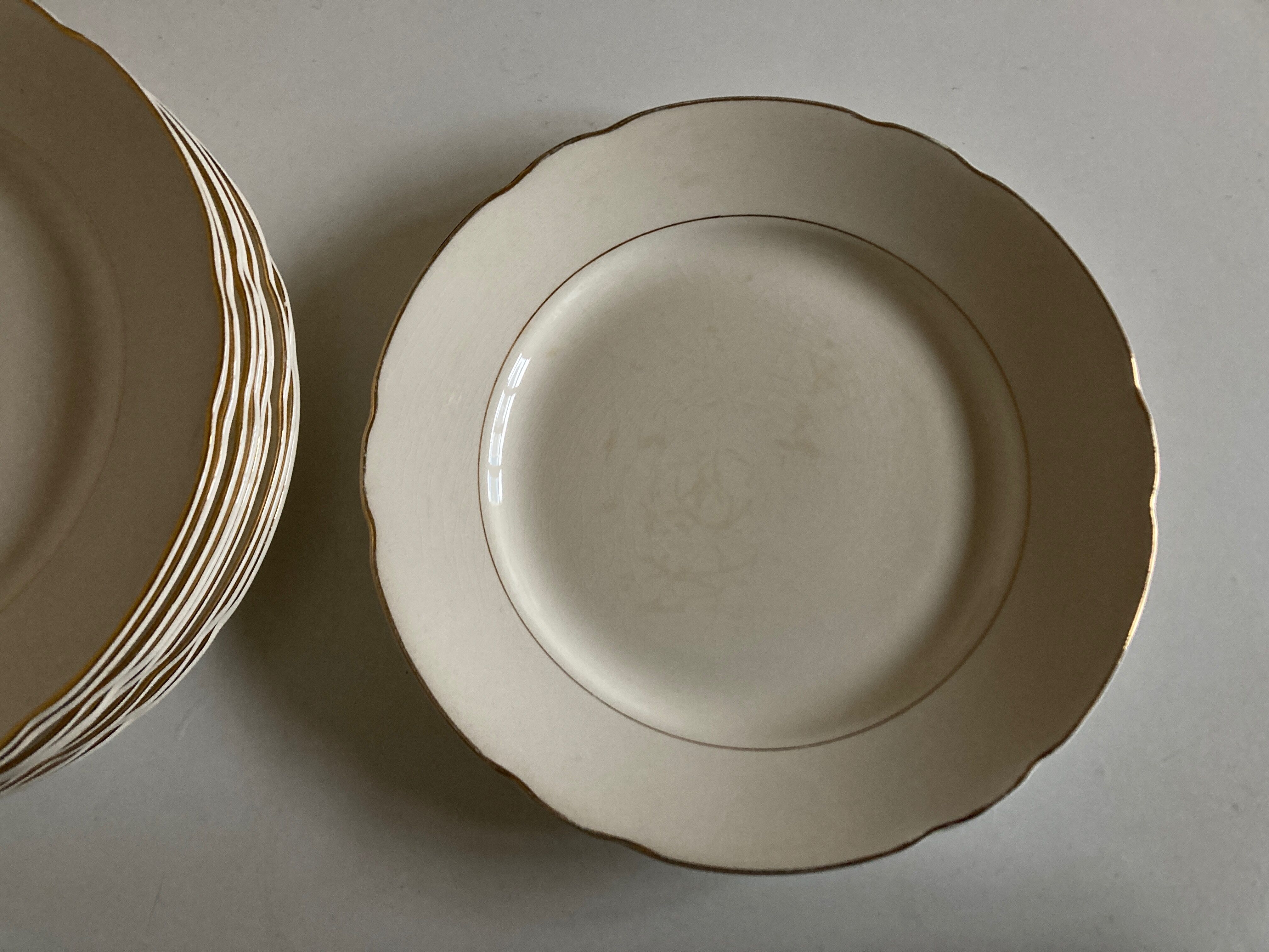Set of 10 plates 1960 Villeroy & Boch ivory faience with gadroons