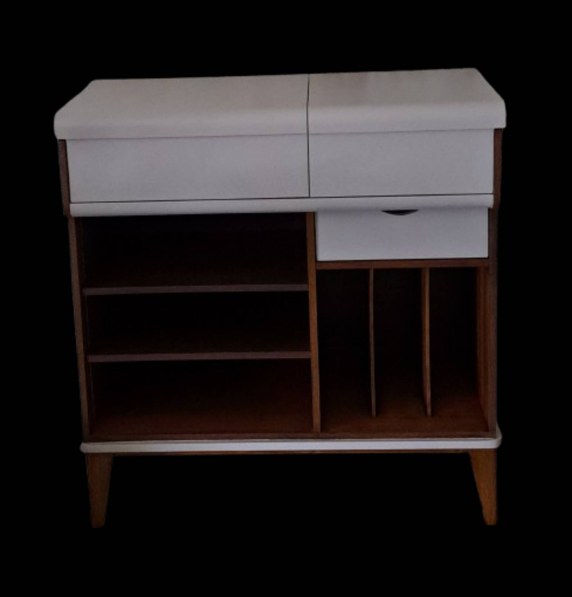 Vinyl furniture by Rød Sødgren