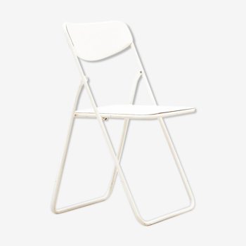 White ikea folding chair
