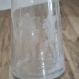 Glass decanter with character designs