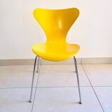 Chaise Design Series 7™ - Arne Jacobsen - Frêne Coloré Jaune - Pieds Chromé