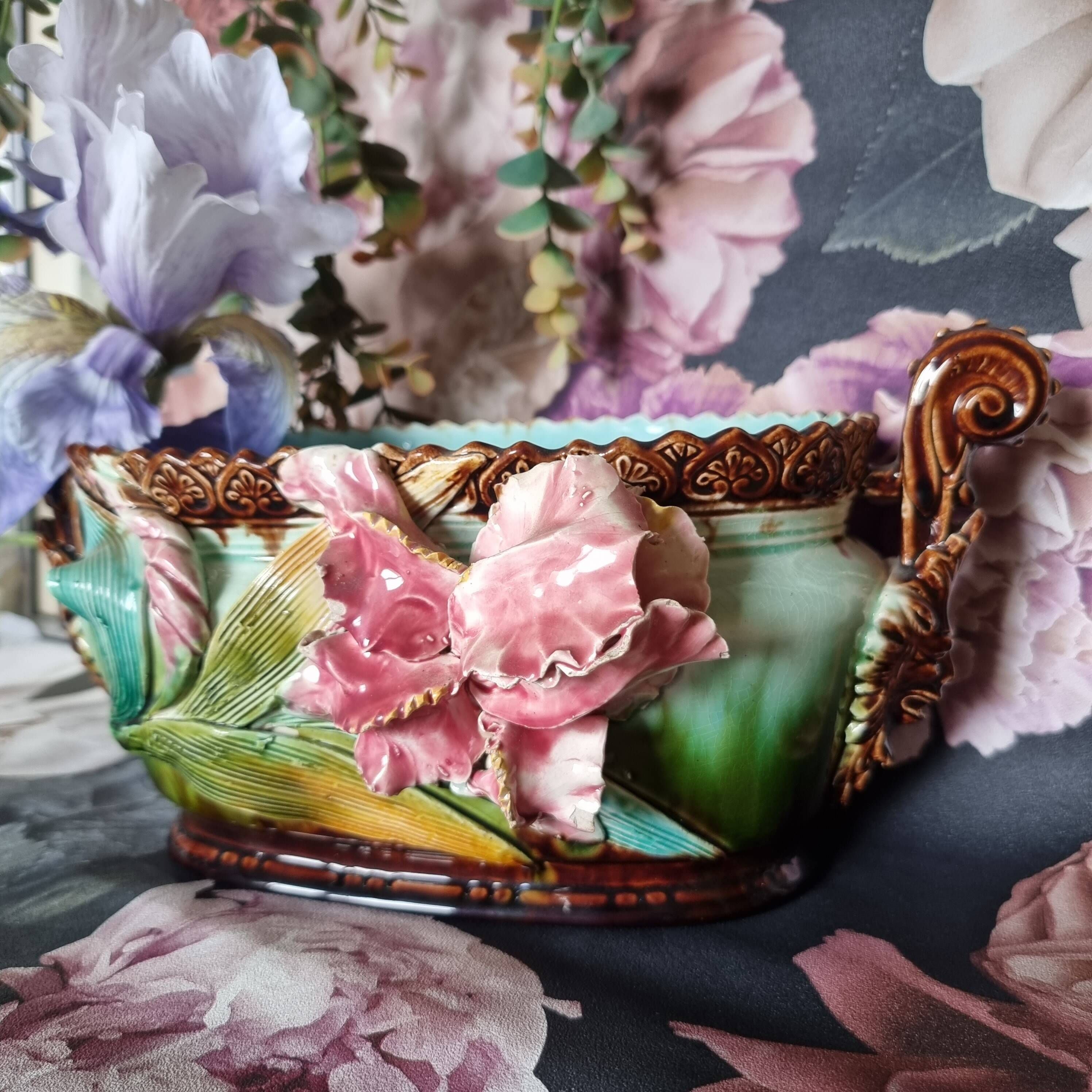 19th century French Art Nouveau planter in barbonite ceramic and m