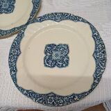 2 Gien Ironstone Flat Plates