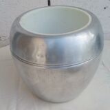 Ice bucket apple year 70