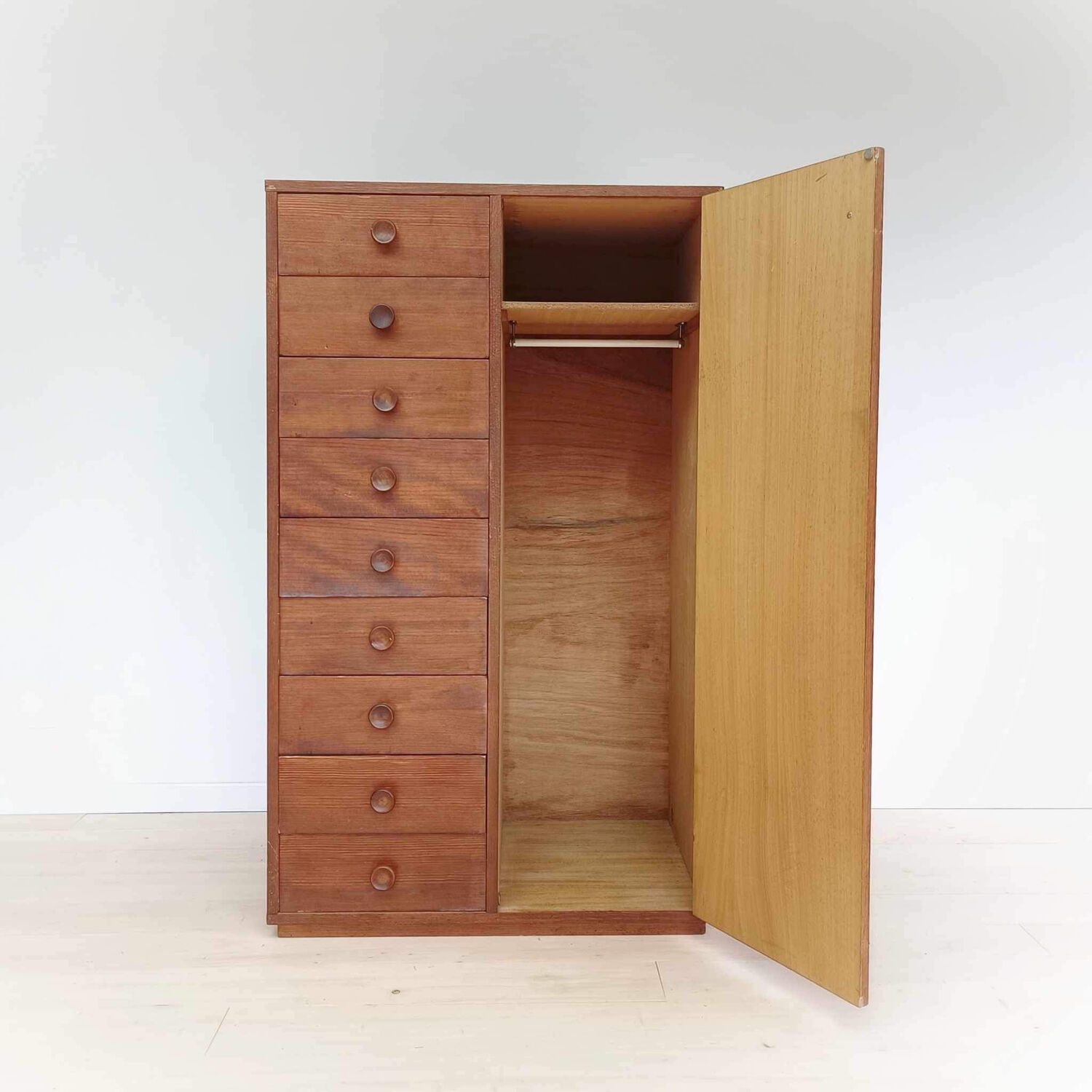 Chiffonier style cupboard / wardrobe