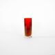 Vase en verre rouge, design tchèque, années 1960, fabriqué en République tchèque