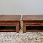 Paire de chevets en noyer artisanal XXème