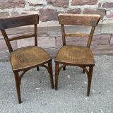 Paire de chaises de brasserie bois courbé