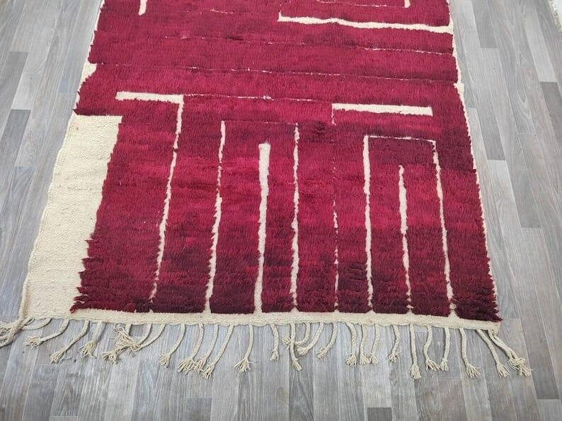 Traditional handwoven Beni Ourain Berber rug 2/3 m