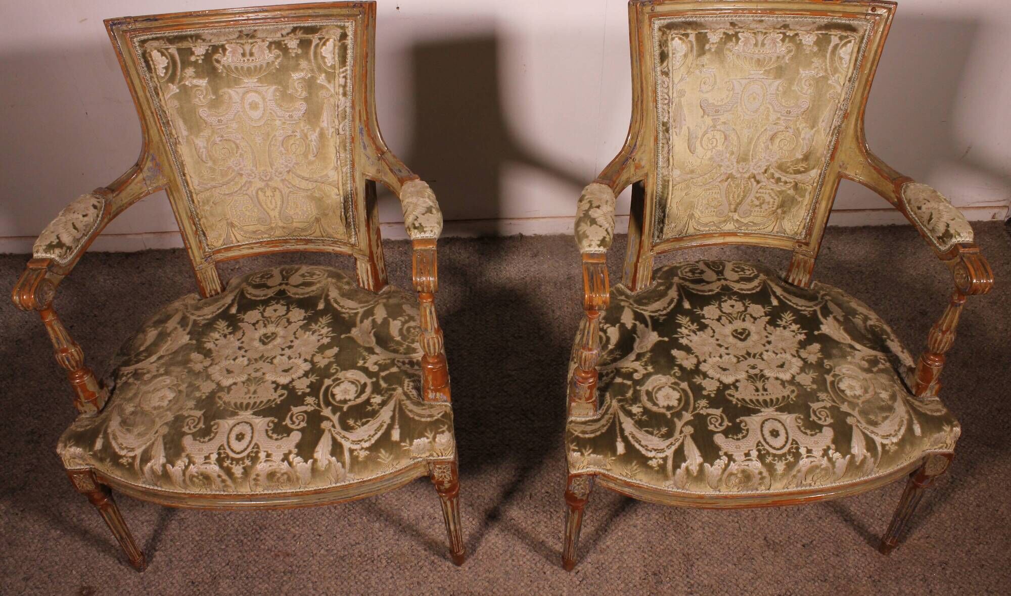Pair of Louis XVI-style cabriolet armchairs – 18th century