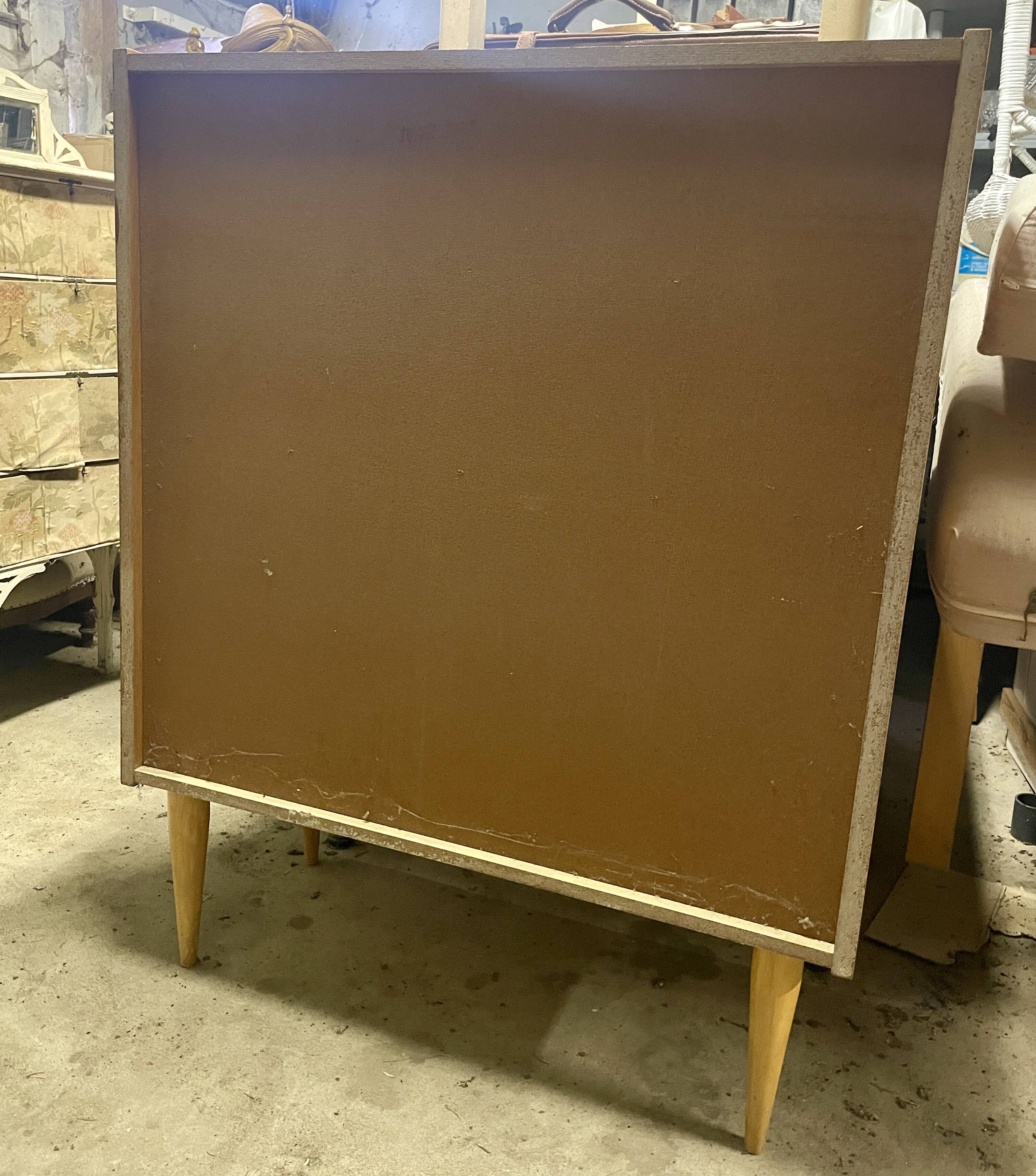Commode vintage